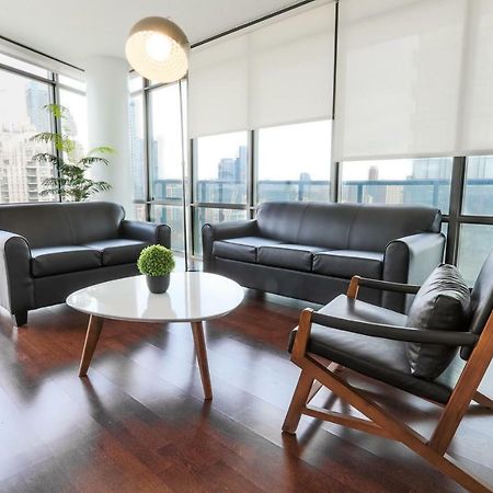 Altitude Suites Bay Street - Holiday Bonus - Free Parking Toronto Eksteriør billede